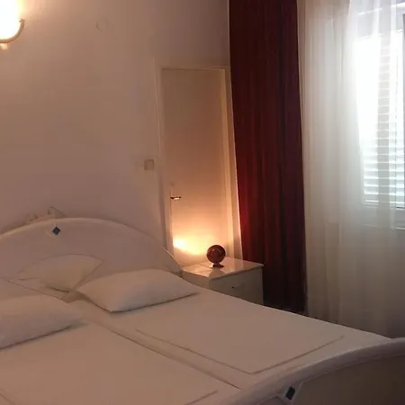 Zlatko, Palit, Rab * Palit