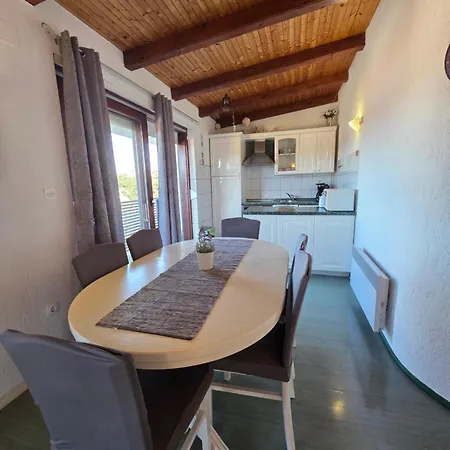 Apartmán Zlatko, Palit, Rab New Translation