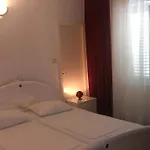 Zlatko, Palit, Rab * Palit
